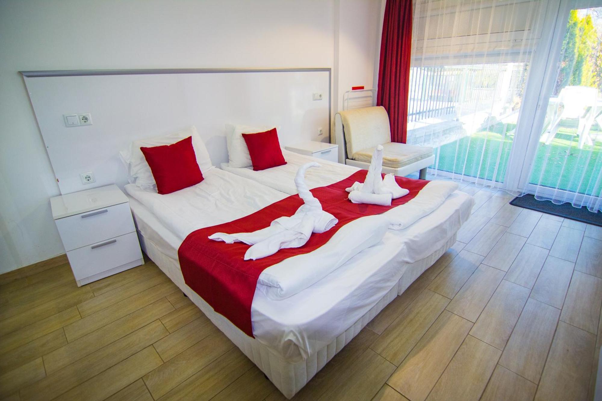 Hotel Complex Europe à Dolna Banya Extérieur photo