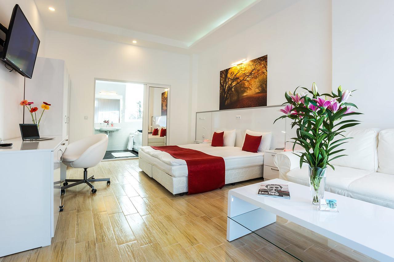 Hotel Complex Europe à Dolna Banya Extérieur photo